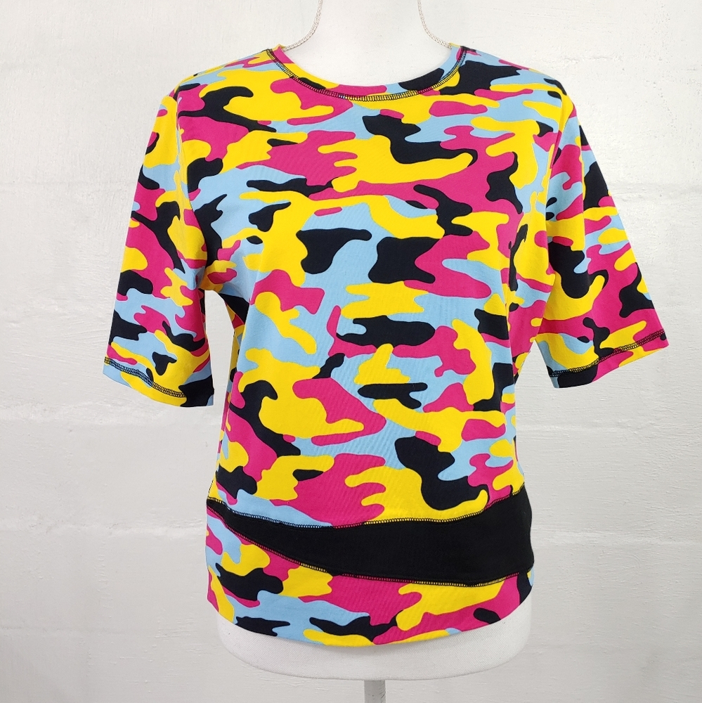 NEW YORK & COMPANY NEW WITH TAG NEON CAMO TOP (719)